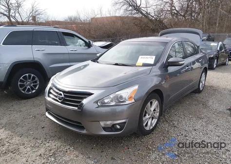 2015 Nissan Altima 2.5 Sv z USA, uszkodzony, nr VIN 1N4AL3AP5FC460275